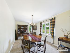 Dining Room- click for photo gallery
